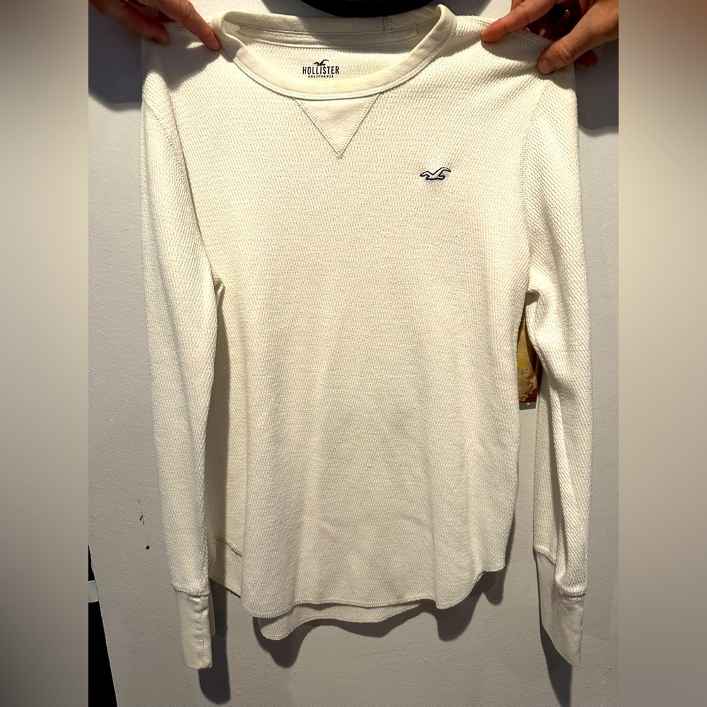 Hollister Women's Off-White Waffle Knit Sweatshirt